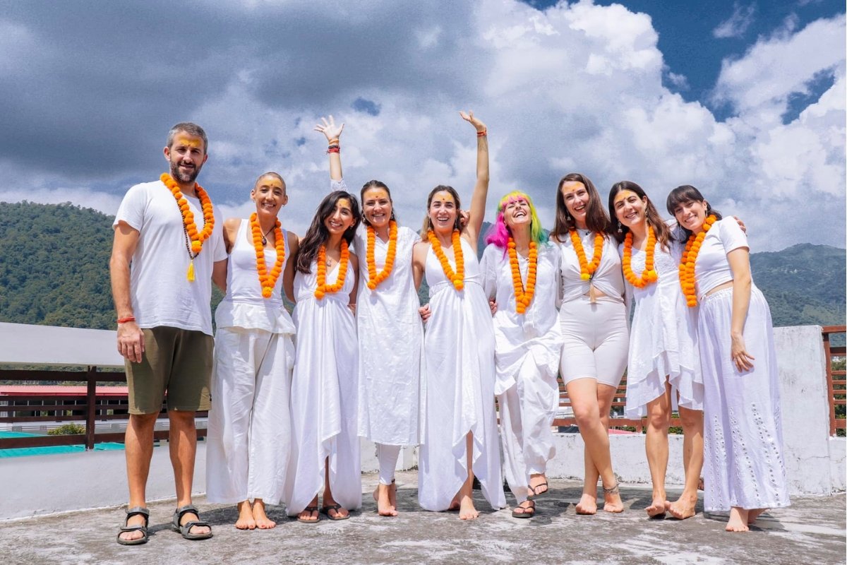 Ashram front view in Rishikesh yoga school