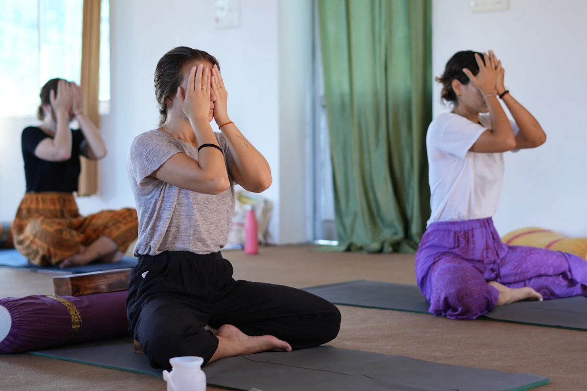 Students dining together at yoga school