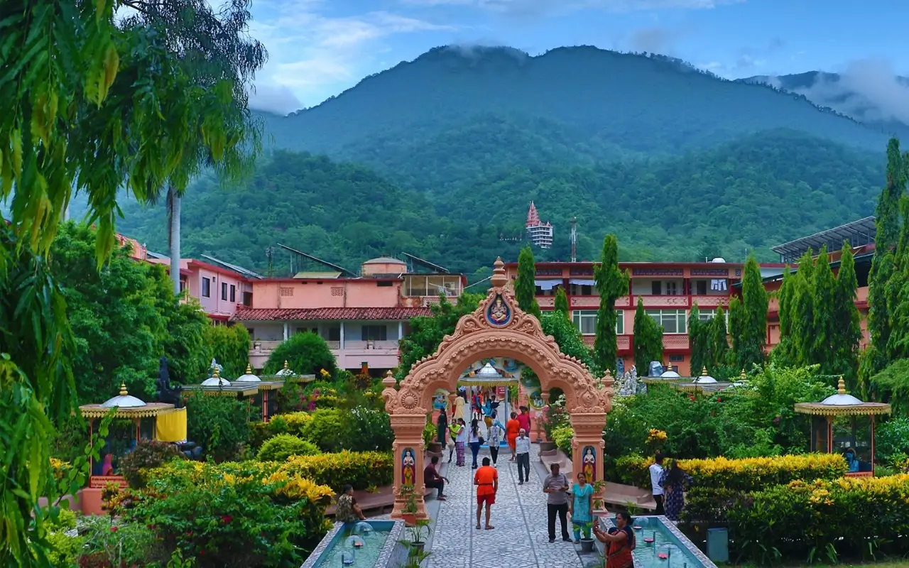 Parmarth Niketan ashram in Rishikesh