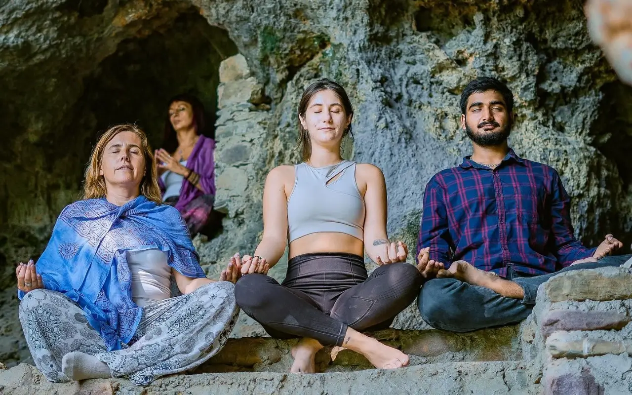 Vashishta Cave meditation spot